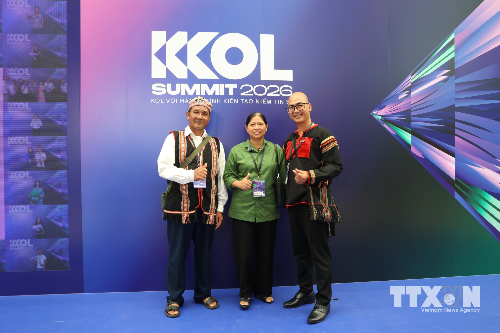 Hội nghị KOL toàn quốc lần thứ II quy tụ nghệ sĩ, KOL, nhà sáng tạo nội dung, chuyên gia và đại diện các cơ quan, tổ chức, doanh nghiệp trên cả nước. (Ảnh: Hồng Đạt/TTXVN)